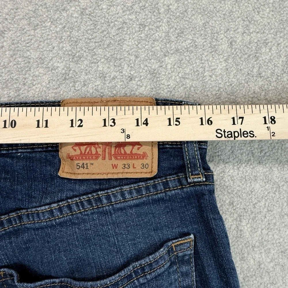 Levi's Men's 33x30 Blue Wash Slim Straight Leg